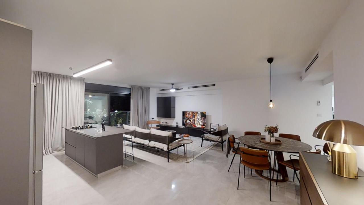 Luxury 3&4 Bedroom New Apartments - Close To The Beach & Bahai Gardens Haifa Exterior foto